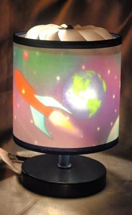 Spin magic globe lamp